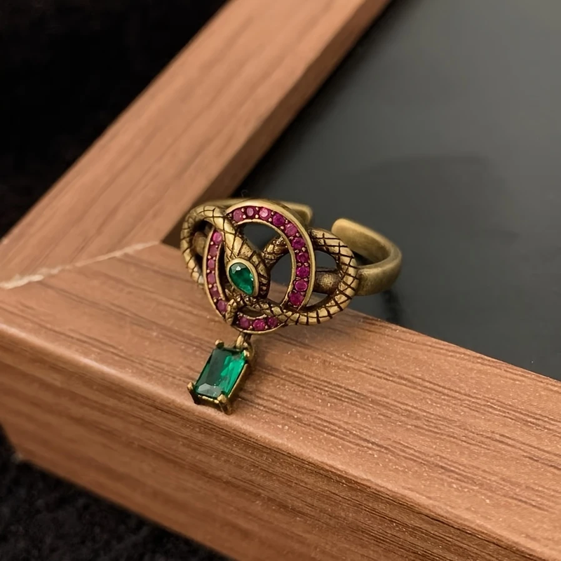 Beautiful Ring with Unique Style