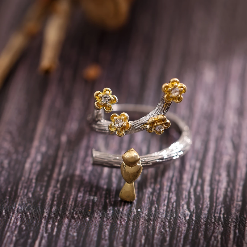Romantic Gold Ring for Special Moments
