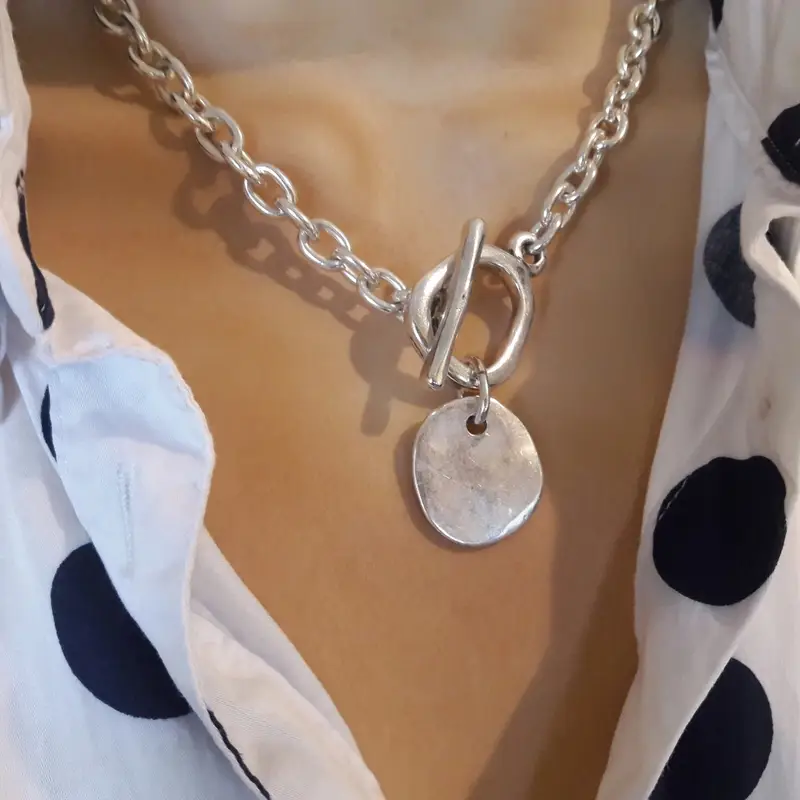 Stunning Silver Necklace for Daily Wear
