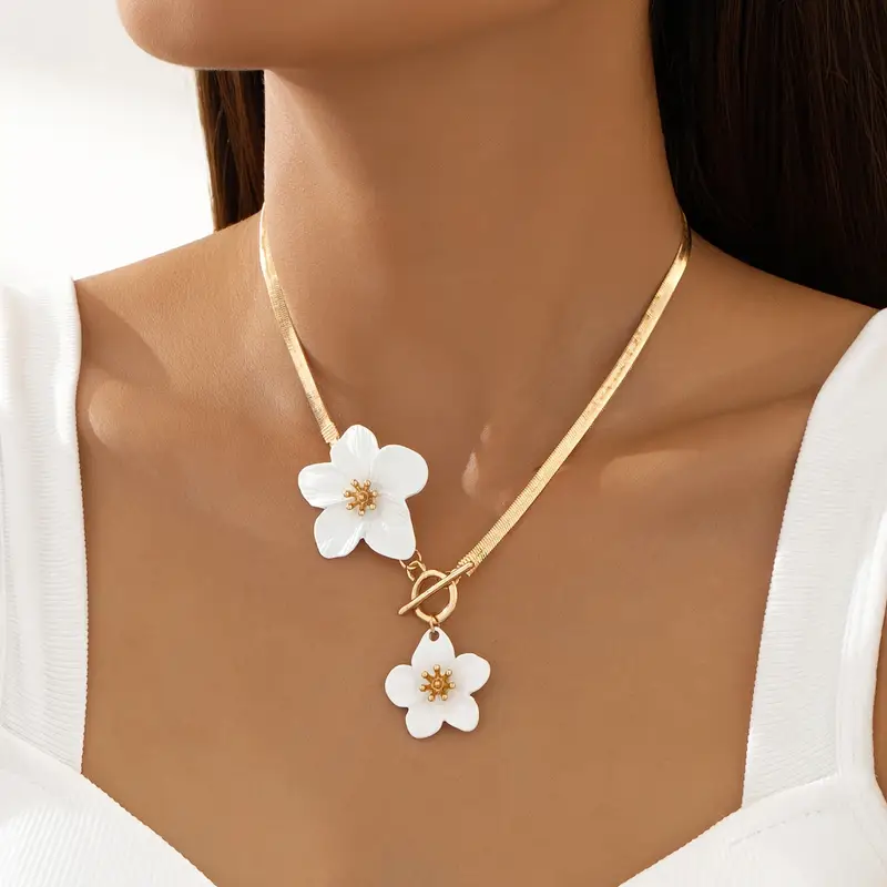 Classic Gold Necklace with Timeless Appeal