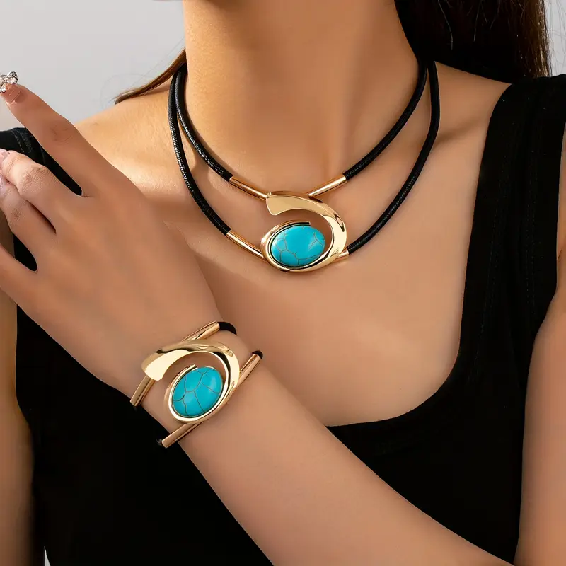 Delicate Artisan Gold Set