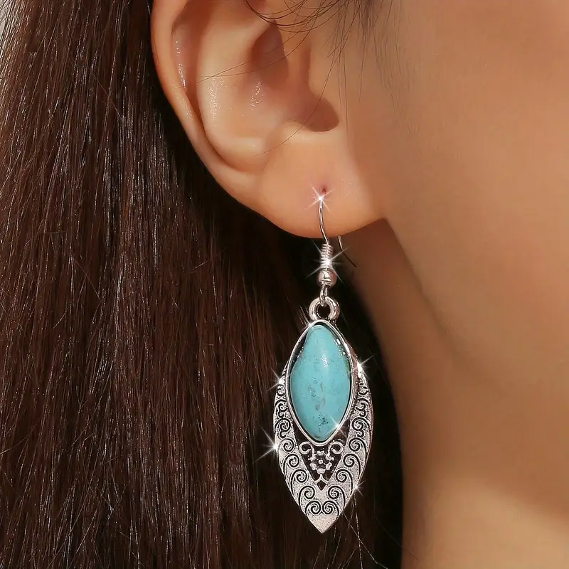 Elegant Silver Earring for Every Occasion