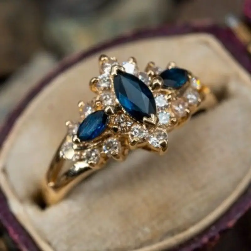 Stunning Gold Ring for Daily Wear