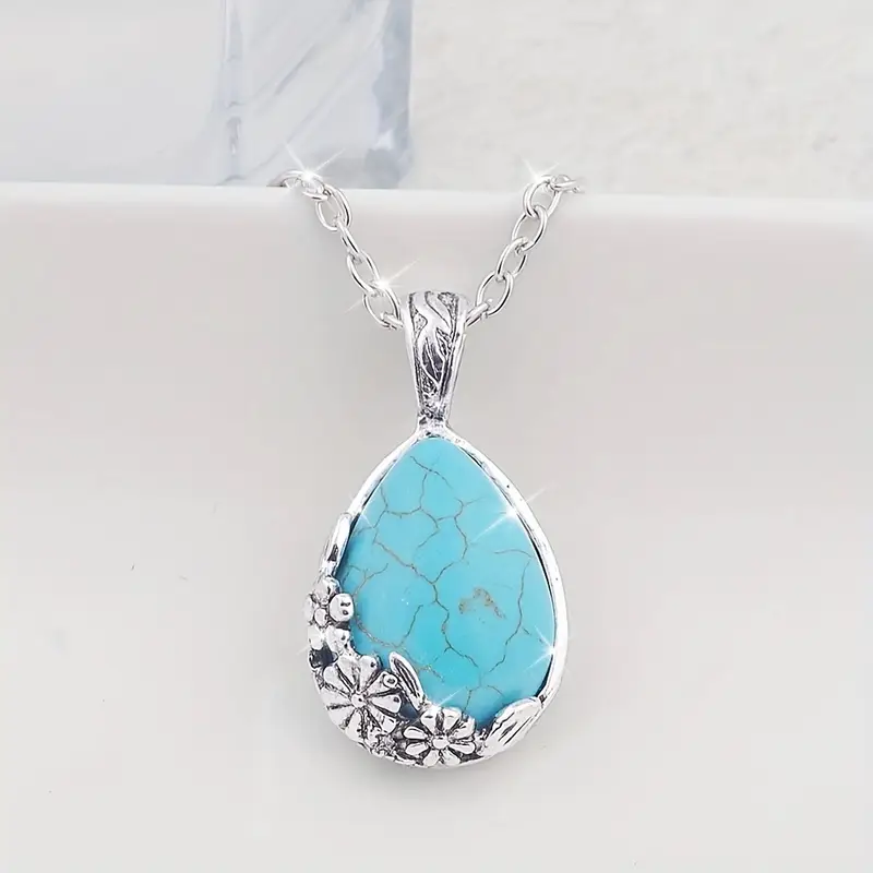 Stunning Necklace for Daily Wear