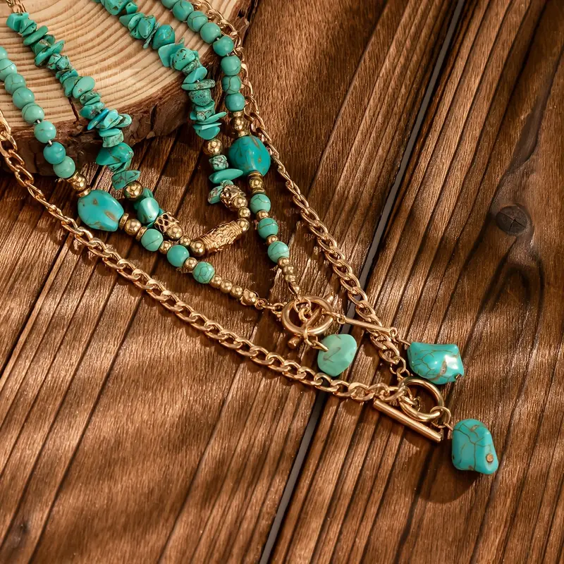 Beautiful Gold Necklace with Unique Style