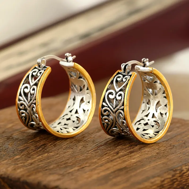 Vintage Handmade Gold Earring