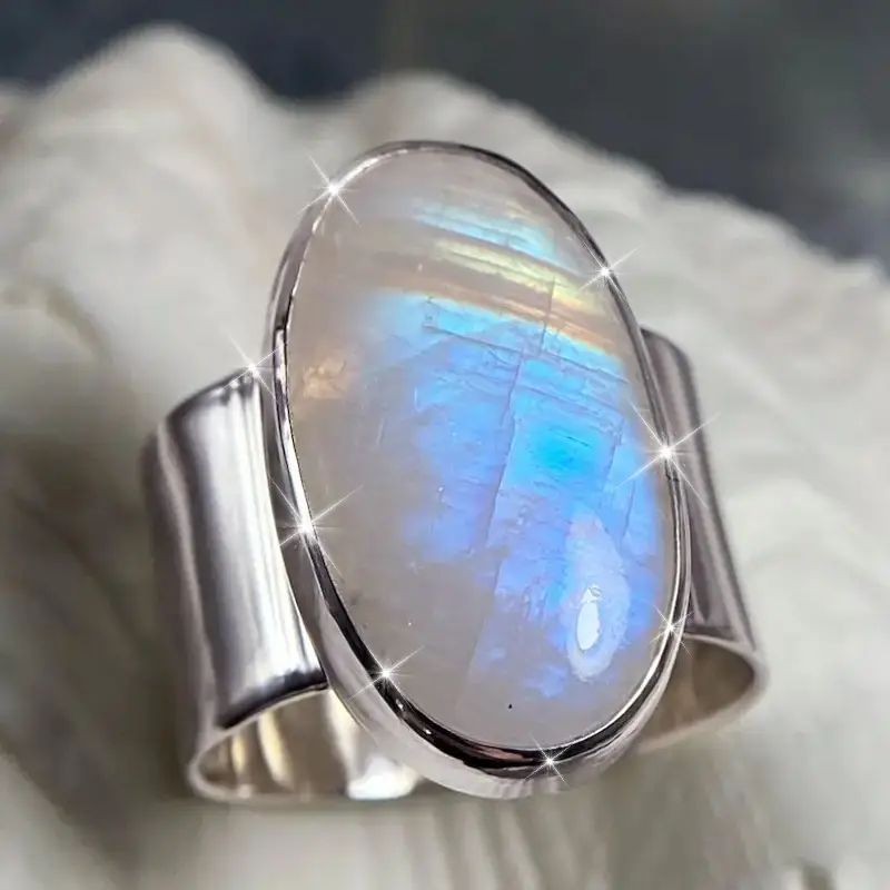Beautiful Silver Ring with Unique Style
