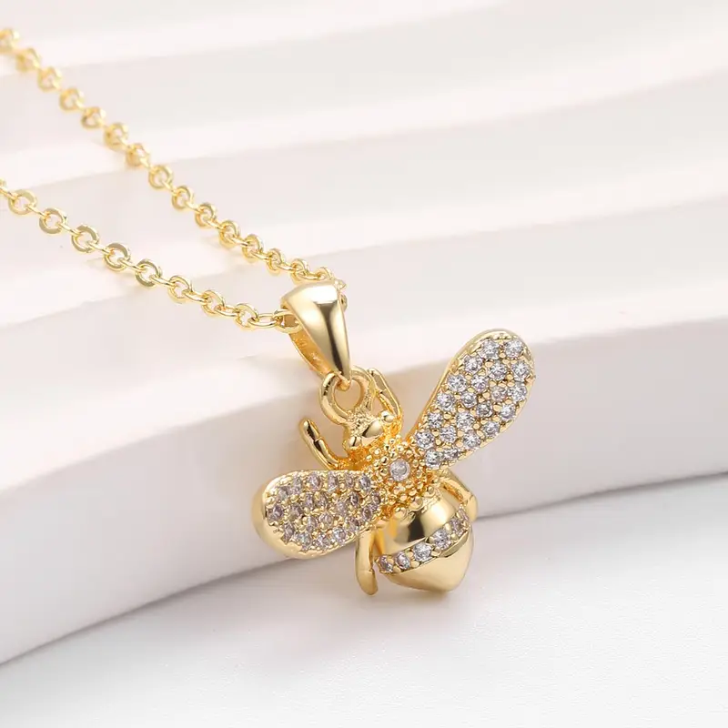 Romantic Gold Ring for Special Moments