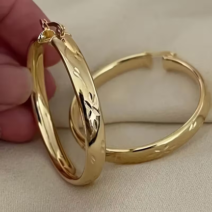 Vintage Handmade Gold Earring