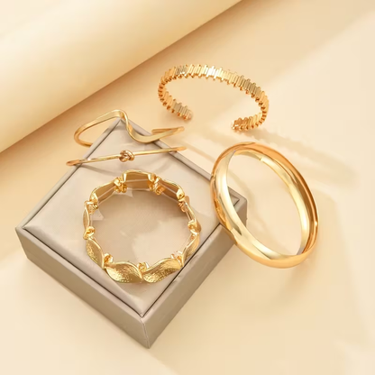 Beautiful Gold Set with Unique Style