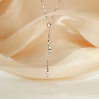 Romantic Silver Necklace for Special Moments