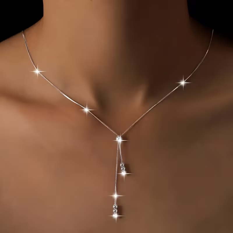 Romantic Silver Necklace for Special Moments