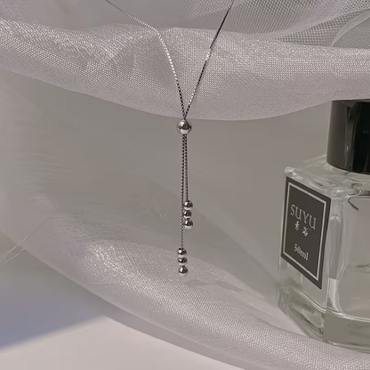 Romantic Silver Necklace for Special Moments