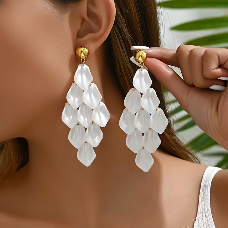 Classic Earring with Timeless Appeal