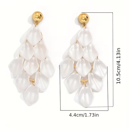Classic Earring with Timeless Appeal