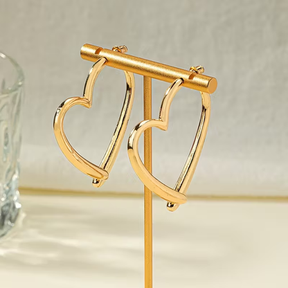 Vintage Handmade Gold Earring