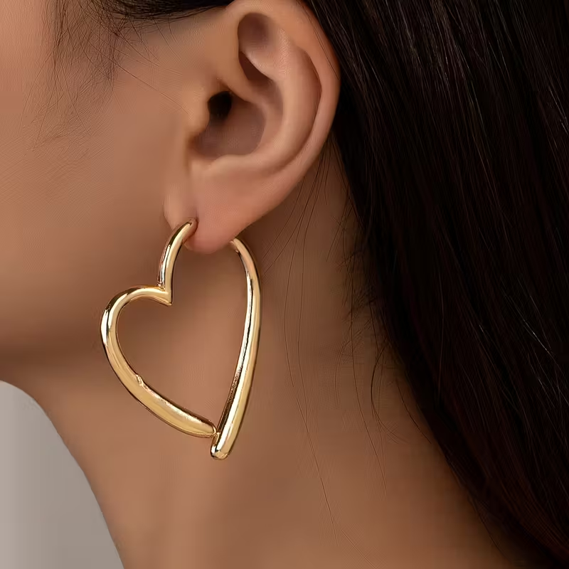 Vintage Handmade Gold Earring
