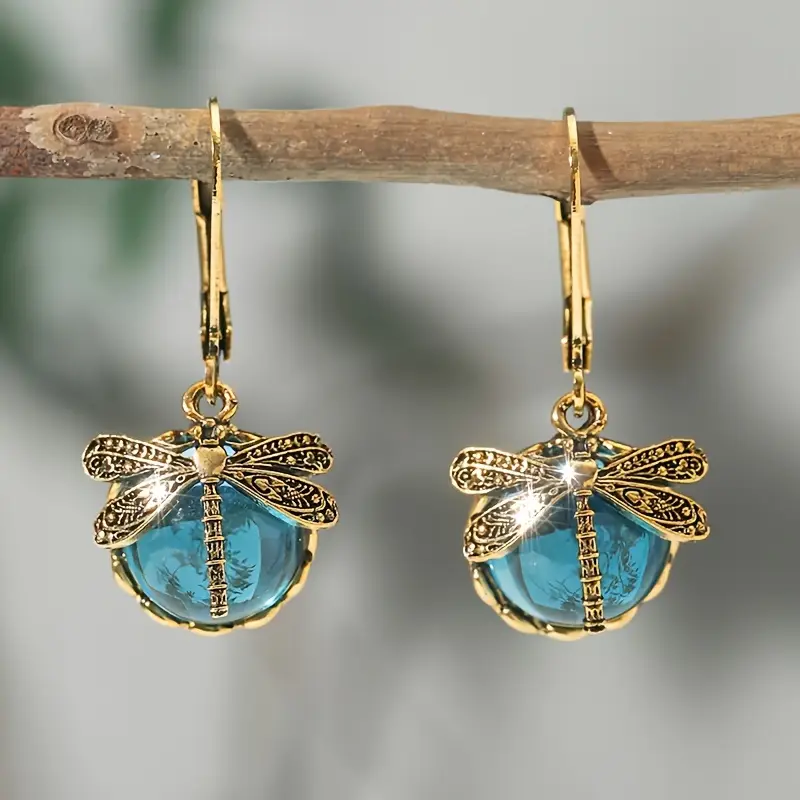 Charming Earring for Any Occasion