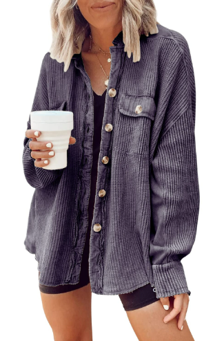 JO | Trendy coat with buttons: combines comfort and modern style
