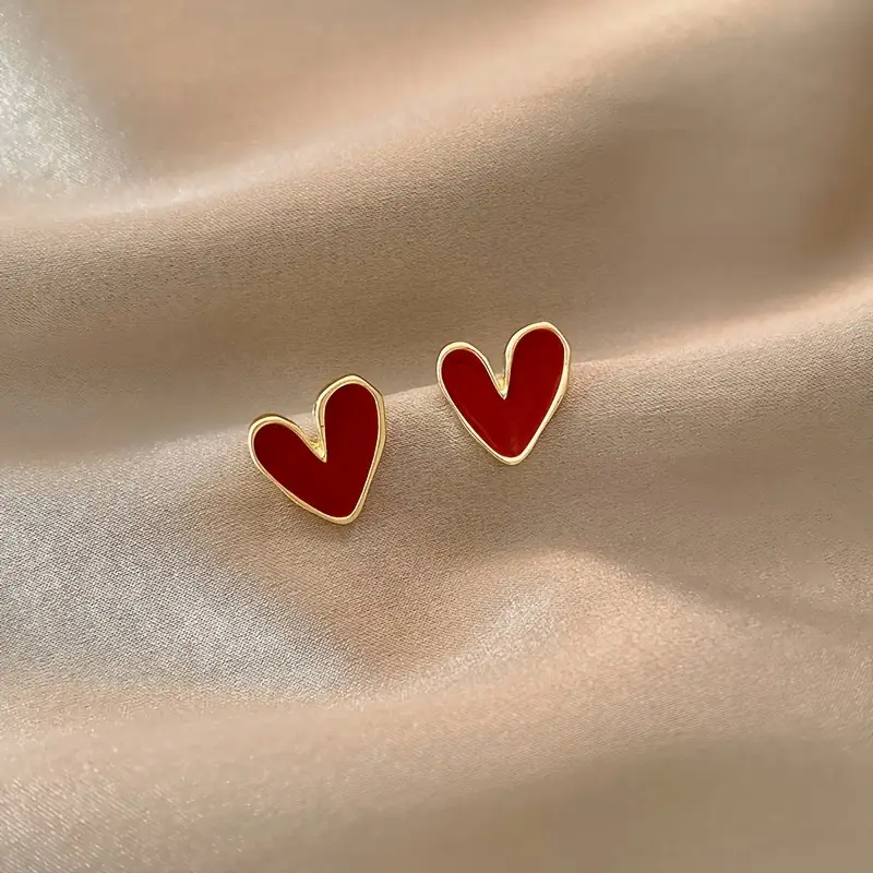 Stunning Gold Earring for Daily Wear