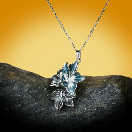 Charming Silver Necklace for Any Occasion