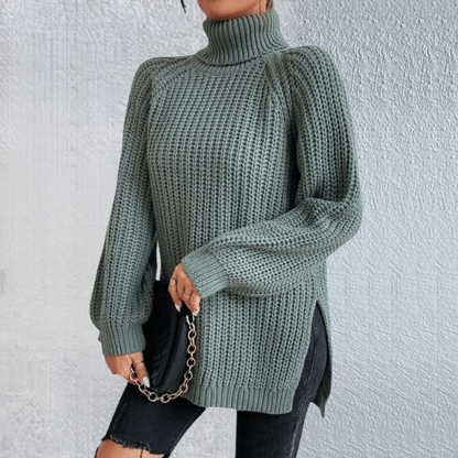 JO | Fashionable green turtleneck sweater