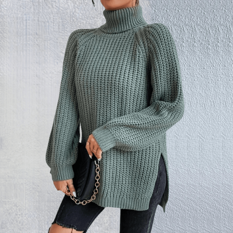 JO | Fashionable green turtleneck sweater