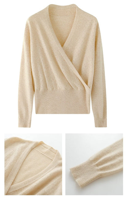JO | Cross V-neck cashmere sweater