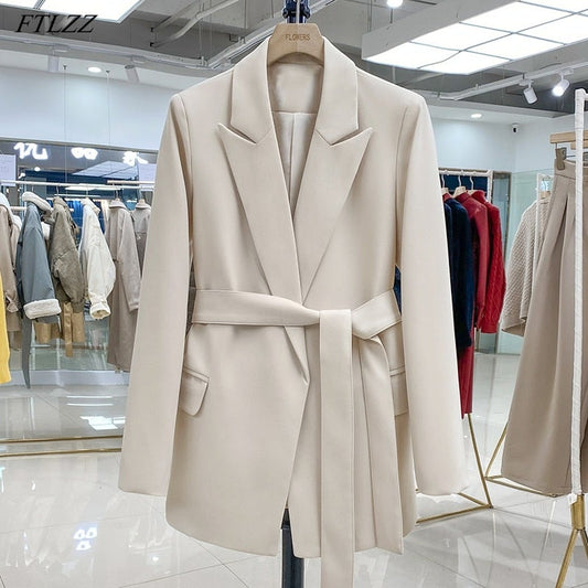 JO | A unique & stylish blazer