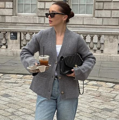 JO | Elegant Fashion Sweater