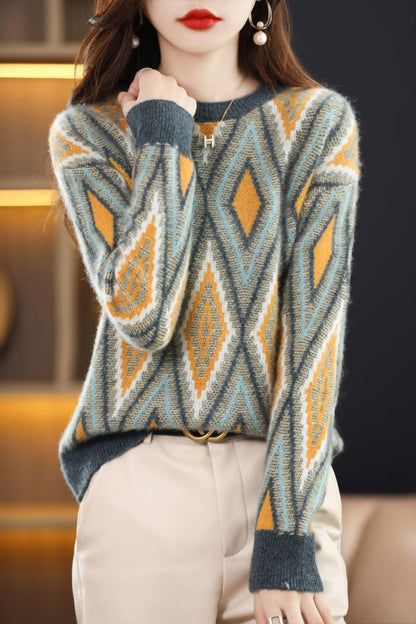 JO | Round neck knitted sweater 2024