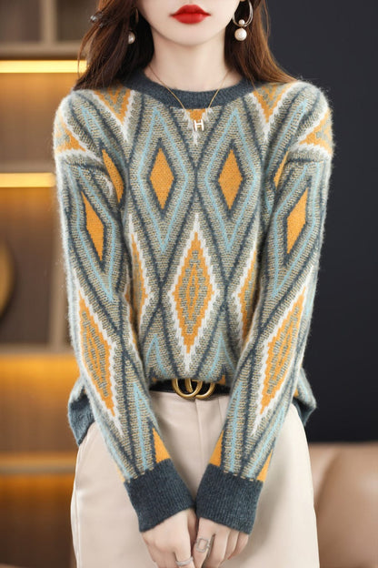 JO | Round neck knitted sweater 2024