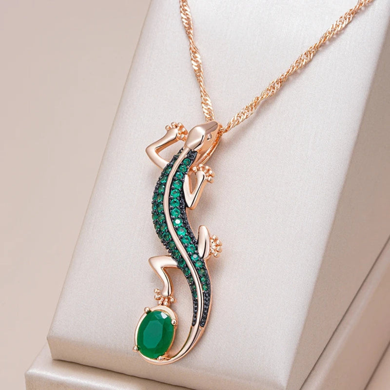 Stunning Necklace for Daily Wear