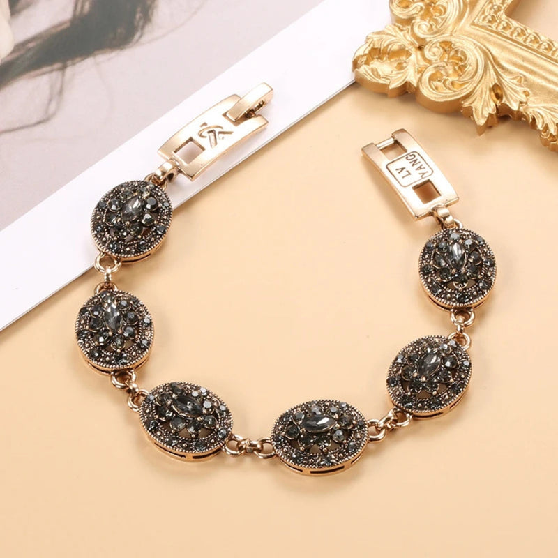 Classic Bracelet with Timeless Appeal