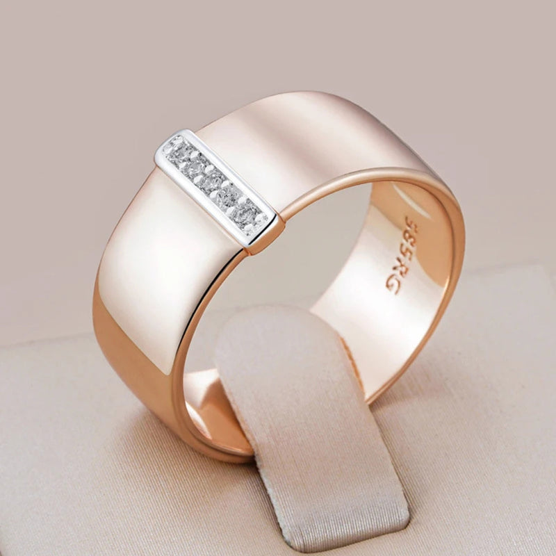 Romantic Gold Ring for Special Moments