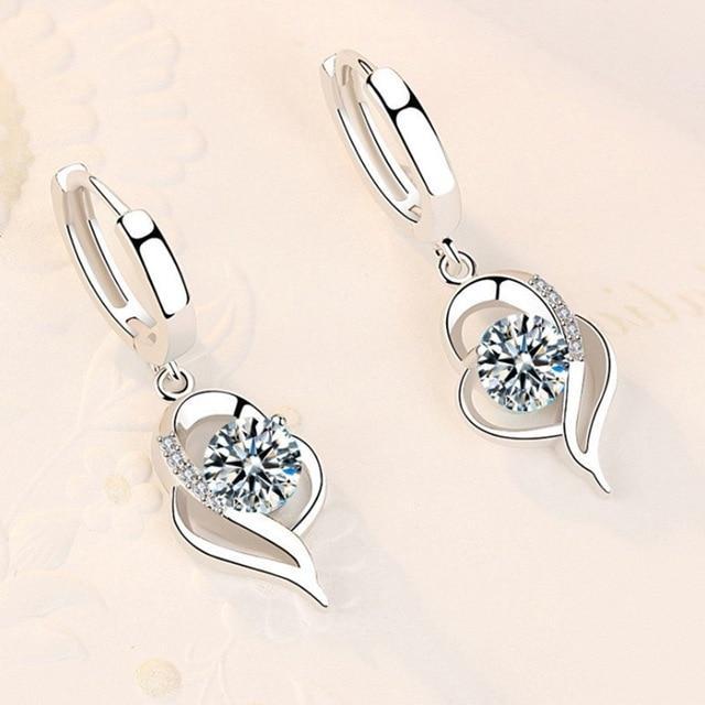 Romantic Silver Earring for Special Moments