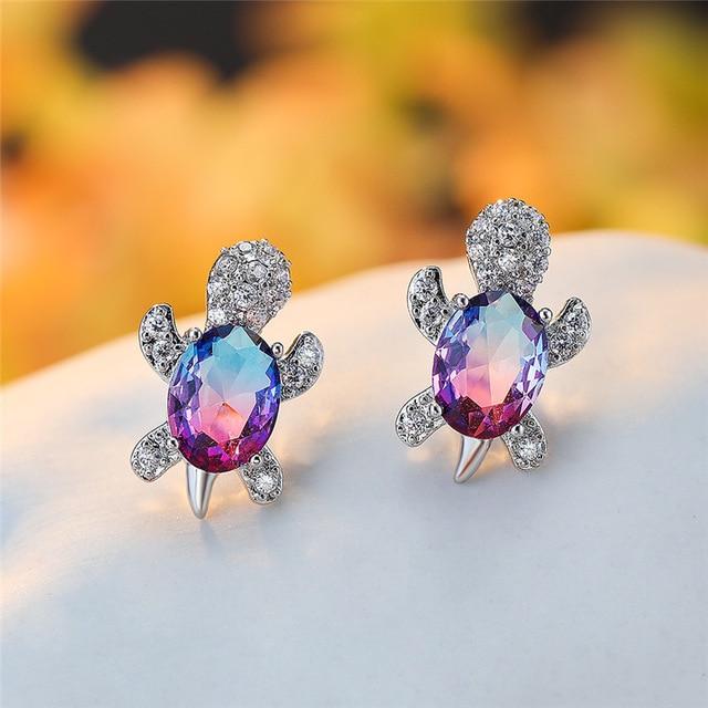 Romantic Silver Earring for Special Moments