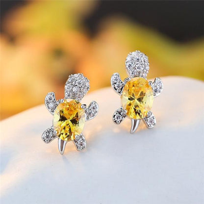 Romantic Silver Earring for Special Moments