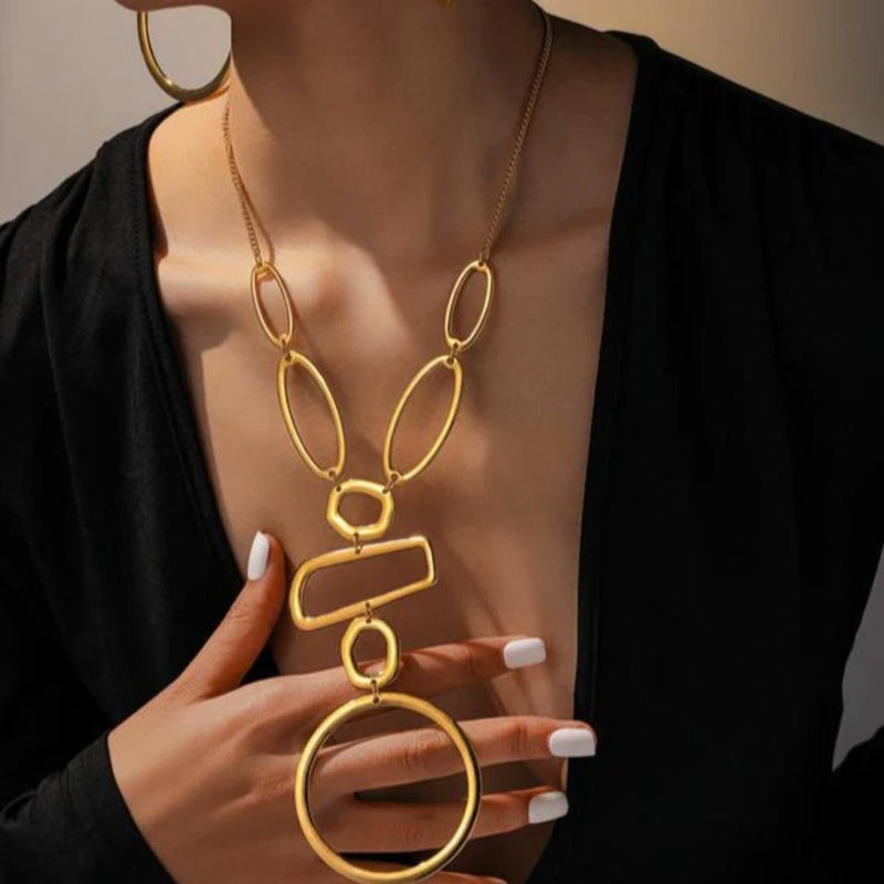 Elegant Gold Necklace for Every Occasion