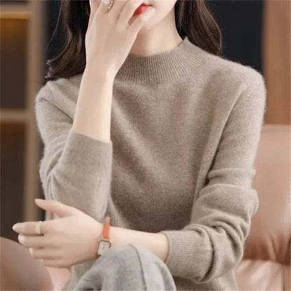 JO | Soft knitted sweater with turtleneck
