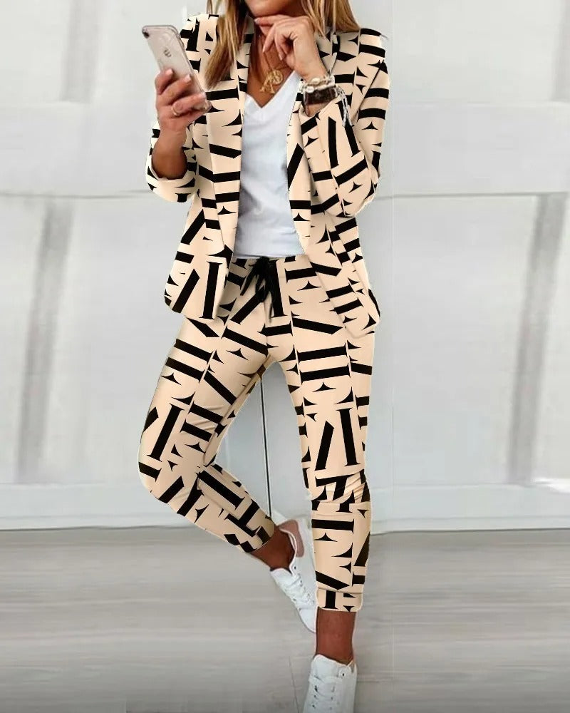JO | Long-sleeved blazer and trousers