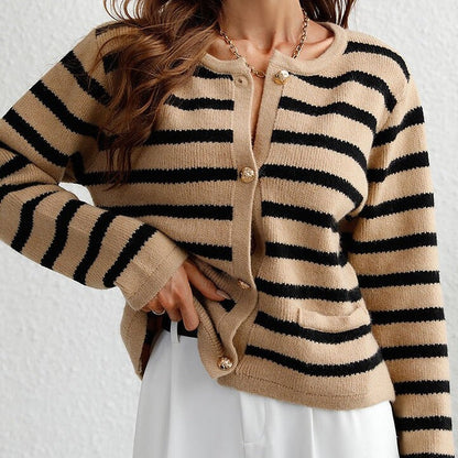 JO | Fall cardigan sweater